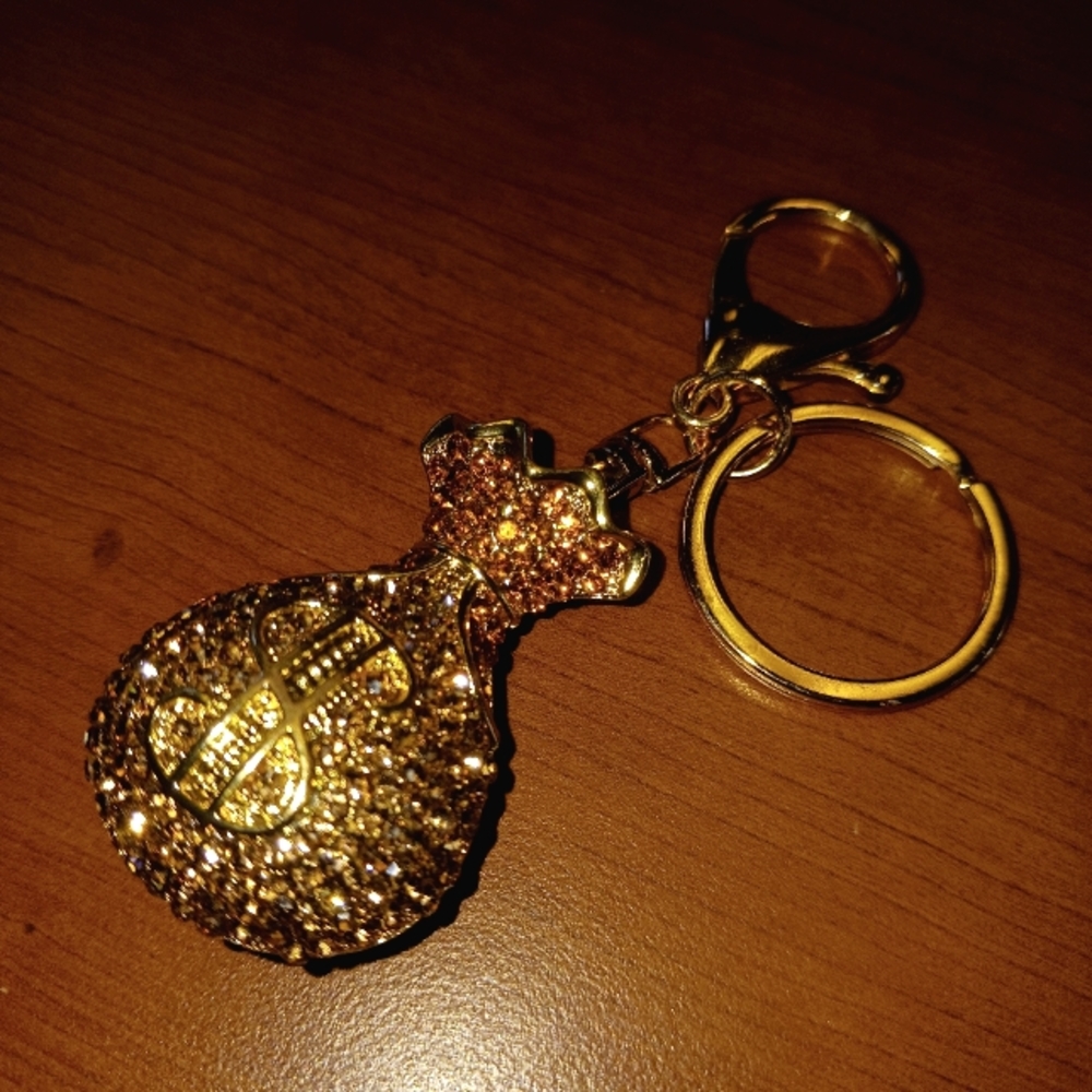 Money Keychain💰 - Picture 4 of 5